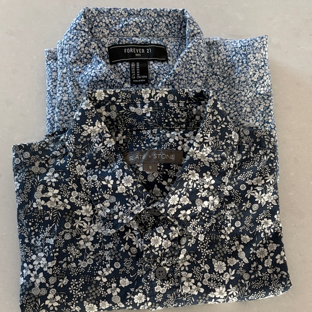 Slate & Stone Men's Dark Blue Floral Button Down Shirt